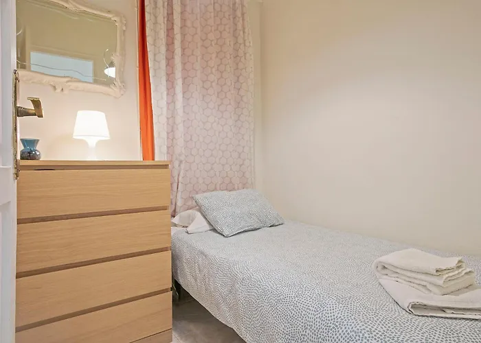 Apartmento Industria شقة *