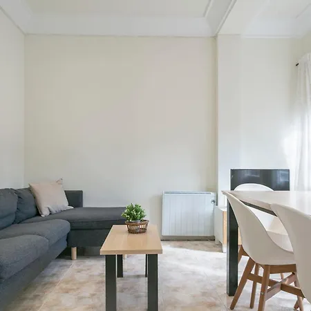 Apartmento Industria Διαμέρισμα *