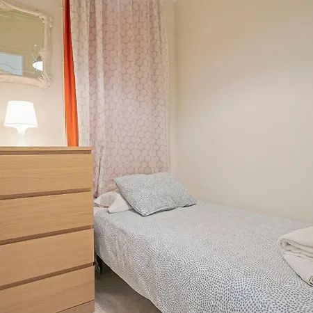 Apartmento Industria アパート *